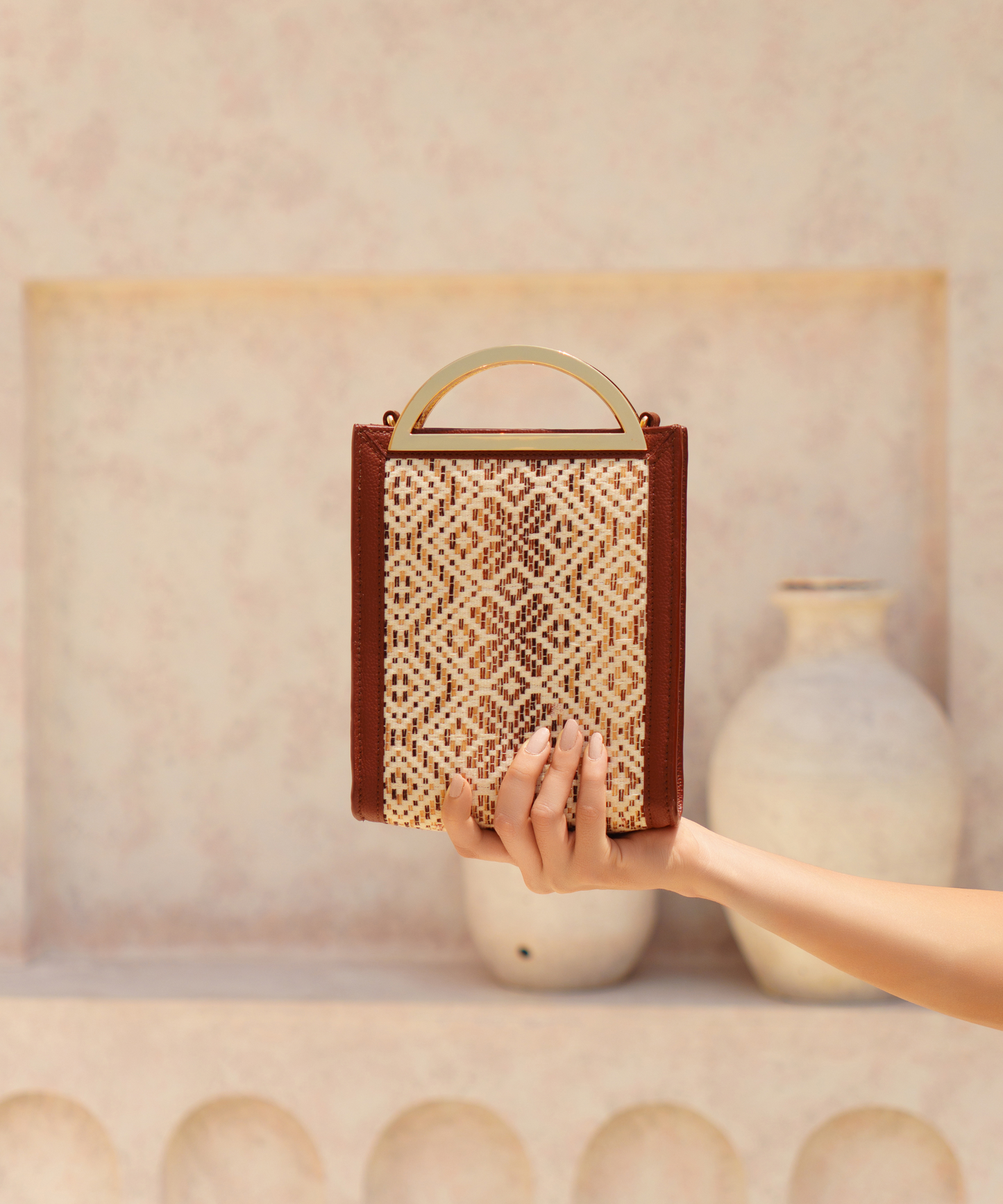 ELIN TOP HANDLE BAG - BROWN