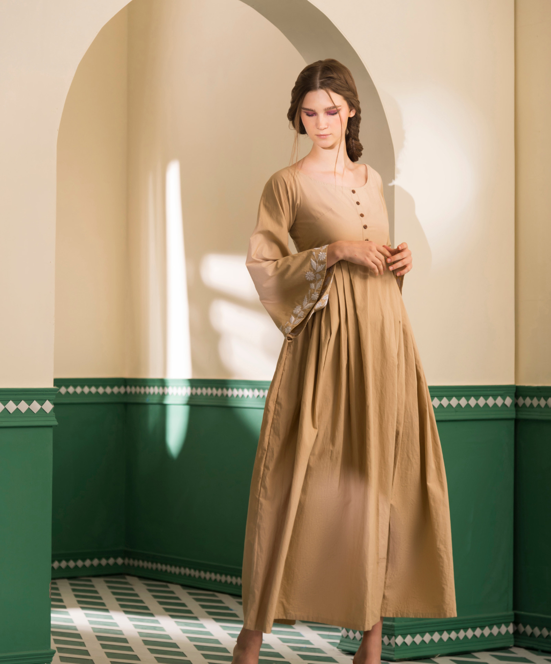 GRACE DRESS - BEIGE
