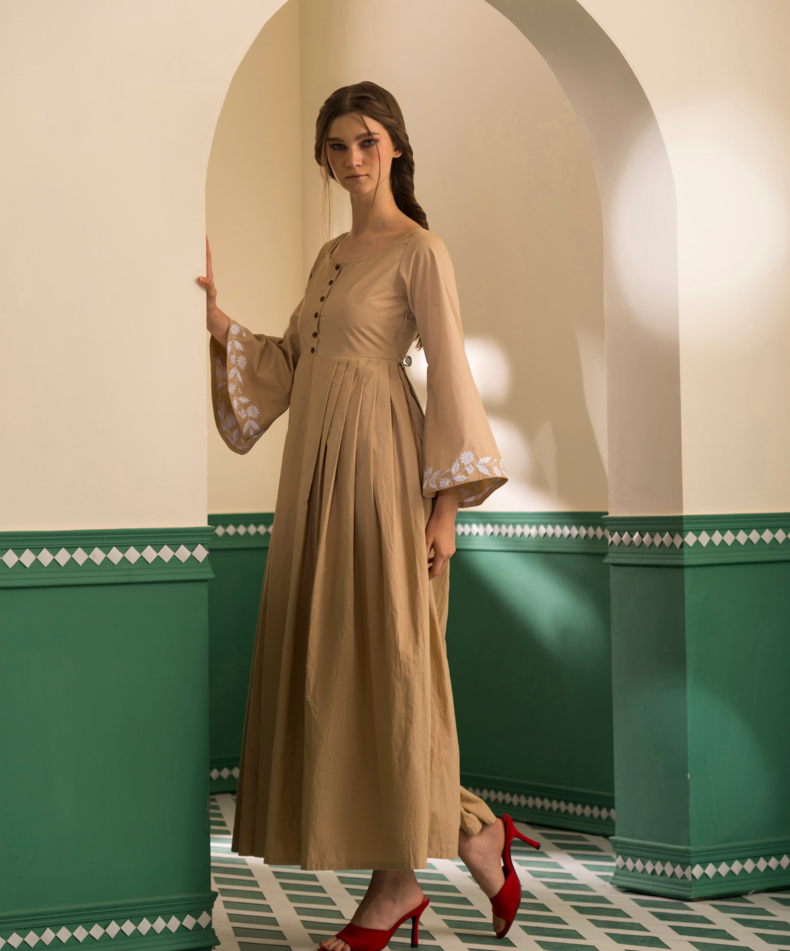GRACE DRESS - BEIGE