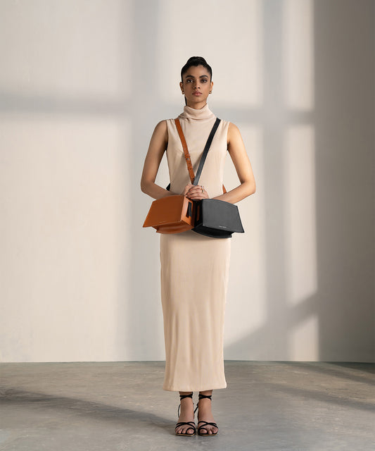 BINATE STRUCTURED SLING